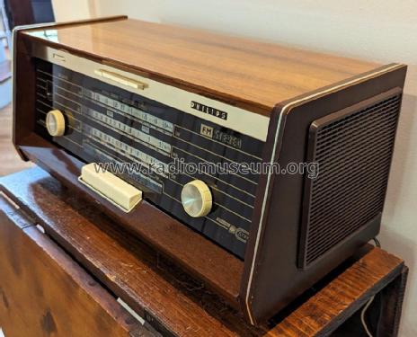 Bi-Ampli B5X33A /64; Philips; Eindhoven (ID = 3078592) Radio