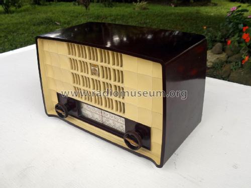 BX135U; Philips Belgium (ID = 1752281) Radio