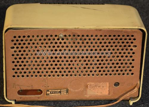 BX210U /09; Philips Belgium (ID = 1749040) Radio