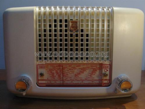 BX221U /79; Philips Belgium (ID = 834728) Radio