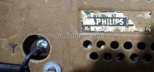 BX236U /62; Philips; Eindhoven (ID = 2420586) Radio