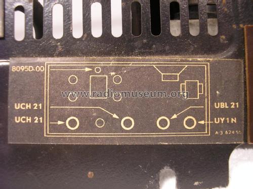 BX272U /40; Philips; Eindhoven (ID = 2996662) Radio