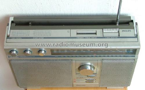 Four Band AM-FM Radio Receiver D-2813 /02; Philips; Eindhoven (ID = 1475272) Radio