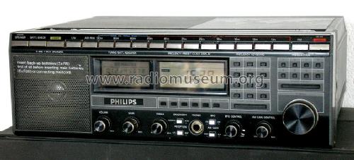 D2999 /00; Philips Hong Kong (ID = 83748) Radio