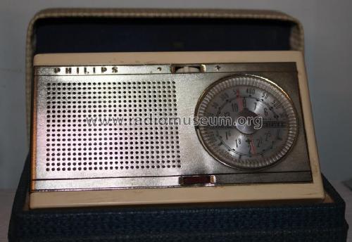 Fanette L0X90T /88D; Philips; Eindhoven (ID = 1784373) Radio