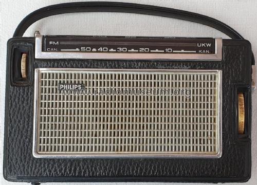 L2X22T /00 /03; Philips; Eindhoven (ID = 2548877) Radio