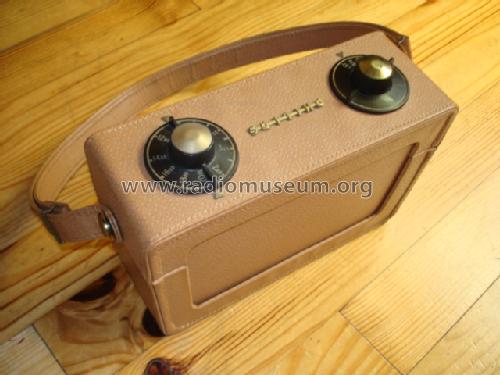 L2X70B; Philips Belgium (ID = 629278) Radio