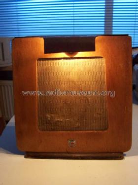 Luistervink 37A; Philips; Eindhoven (ID = 102696) Radio