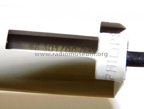 N8 301 00; Philips; Eindhoven (ID = 643258) Microphone/PU