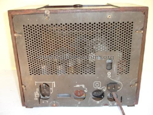 695U-14; Philips akc. spol., (ID = 672827) Radio