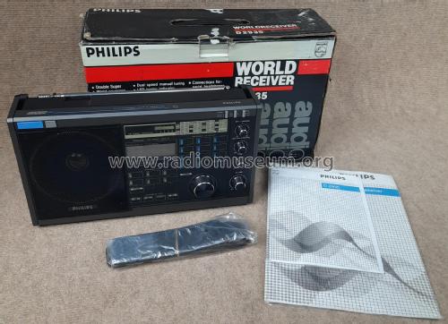 Synthesized World Receiver D2935 PLL; Philips; Eindhoven (ID = 2967961) Radio