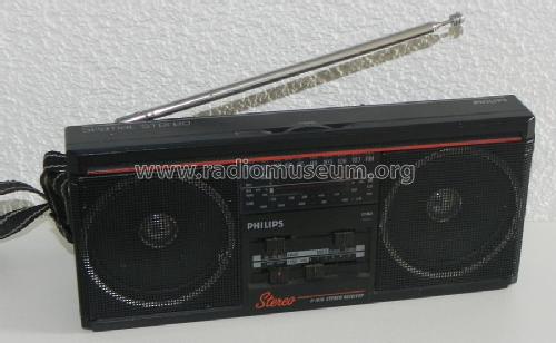 Tornado D1670 /00 /02 /17 /30 /32 /47; Philips; Eindhoven (ID = 1067185) Radio