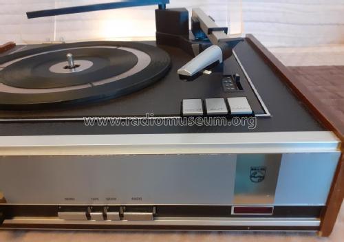 Stereo Record Player 13GF826; Philips Electrical, (ID = 2952995) R-Player