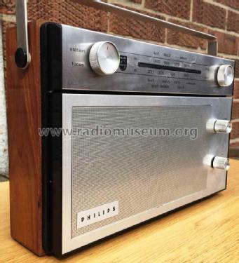 13RL360 ; Philips Electrical, (ID = 2278491) Radio