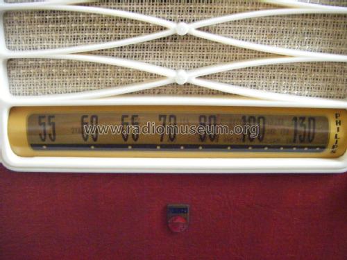 545; Philips Electrical (ID = 2795116) Radio