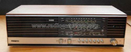 22RB384 /00 /82; Philips Finland - (ID = 2598962) Radio