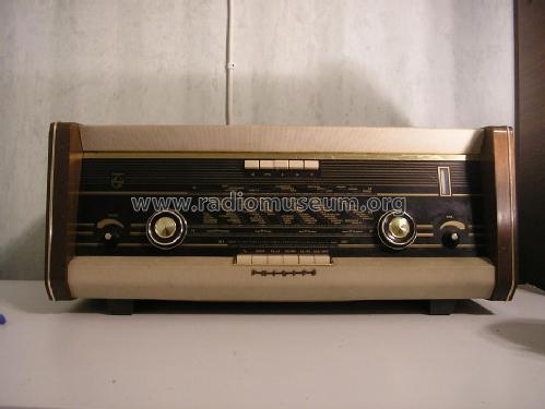 B5SF84A; Philips Finland - (ID = 944273) Radio