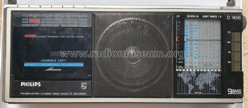 9 Band Radio Cassette Recorder D7456 /00; Philips Hong Kong (ID = 3034781) Radio