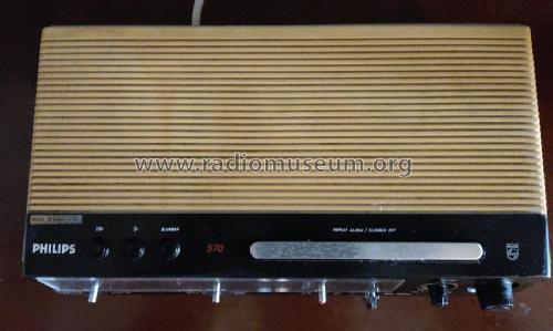 Clock-radio 90AS570 /00; Philips Hong Kong (ID = 2907243) Radio