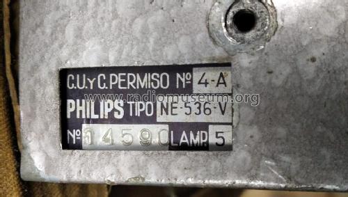 NE-536-V; Philips Ibérica, (ID = 2974072) Autoradio