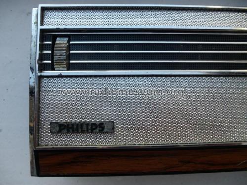 30-RL-293 /00R; Philips Ibérica, (ID = 1951019) Radio