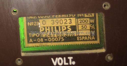 E24T663 /00; Philips Ibérica, (ID = 1757032) Fernseh-E