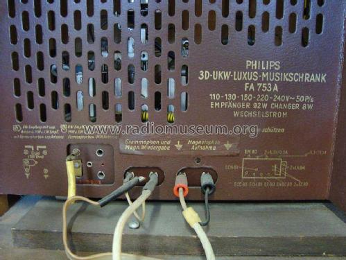 3D-UKW-Luxus Musikschrank FA753A; Philips - Österreich (ID = 630459) Radio