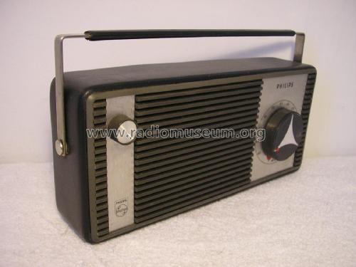 66RL261 /33R; Philips, Svenska AB, (ID = 1973031) Radio