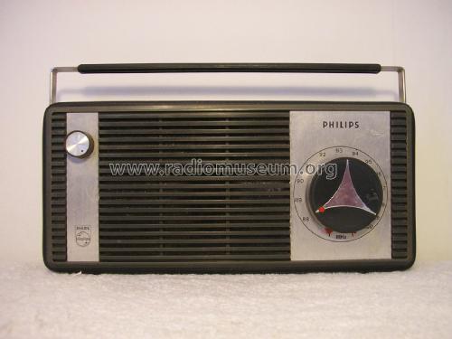 66RL261 /33R; Philips, Svenska AB, (ID = 1973032) Radio