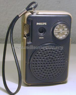 90AL 071/50 F Radio Philips - Österreich, build 1977/1978, 4 pictures ...