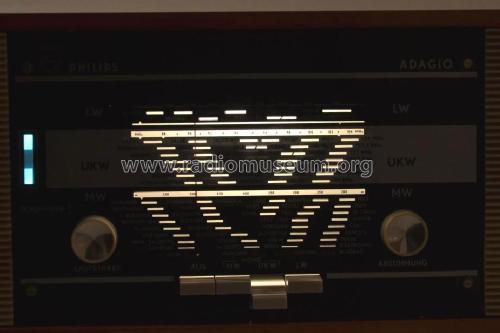 Adagio B3A53A /00 /70; Philips - Österreich (ID = 1387592) Radio