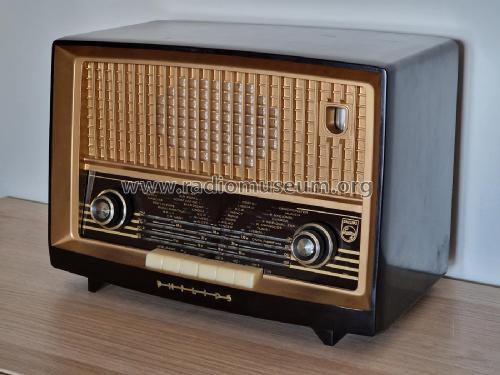 B4LN76A; Philips Portugal (ID = 3081694) Radio