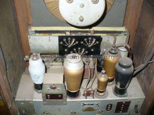 546A; Philips Radios - (ID = 1788162) Radio