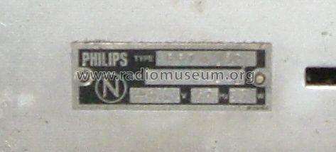 667A -32; Philips; Eindhoven (ID = 917137) Radio