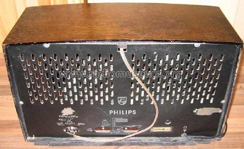 B3D92A; Philips Radios - (ID = 553191) Radio