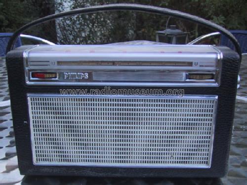 Babette L4D32T; Philips Radios - (ID = 28500) Radio