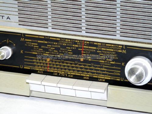 Philetta B2D53A; Philips Radios - (ID = 1458131) Radio