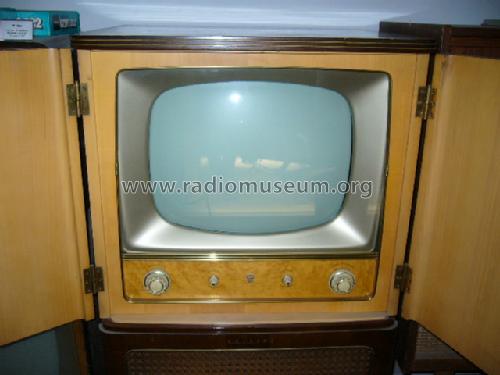 Raffael-Truhe ; Philips Radios - (ID = 1663461) Television