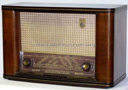 Vintage radio - Philips, www.radiomuseet.com Museal Media.