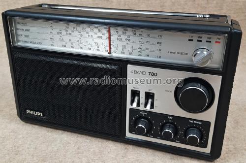 90AL780 /00; Philips, Singapore (ID = 3111319) Radio