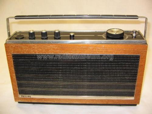 66RG390 /00 ; Philips, Svenska AB, (ID = 2371368) Radio