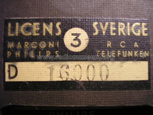 930A; Philips, Svenska AB, (ID = 1329943) Radio