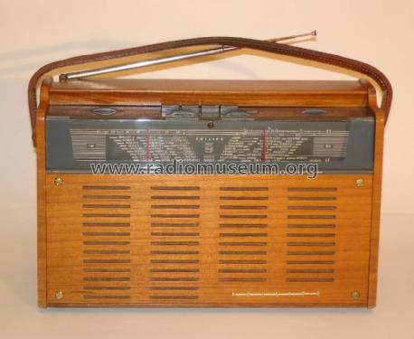 B3S16T Ch= T8A; Philips, Svenska AB, (ID = 2616417) Radio