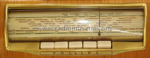 L4S82AB; Philips, Svenska AB, (ID = 2628476) Radio