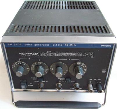 Pulse Generator PM-5704; Philips, Svenska AB, (ID = 813339) Equipment
