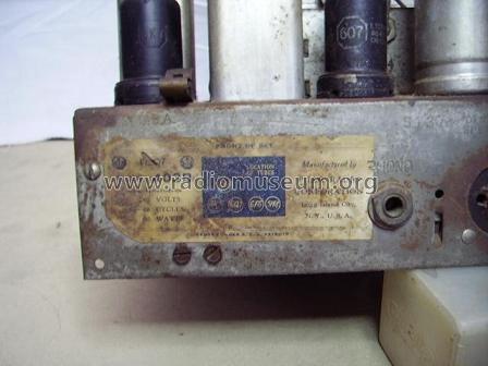 403 B ; Pilot Electric Mfg. (ID = 232500) Radio