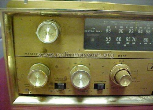 FM-AM Tuner 590; Pilot Electric Mfg. (ID = 1087472) Radio
