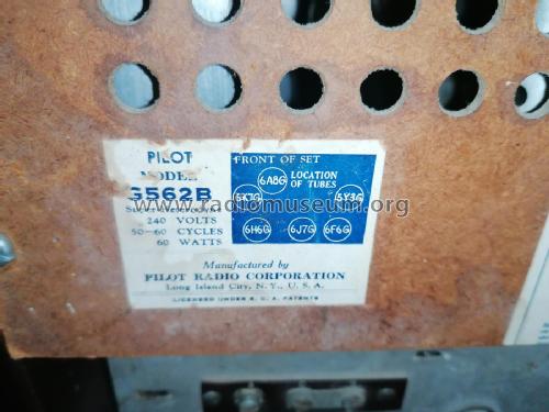 G562B; Pilot Electric Mfg. (ID = 2807930) Radio