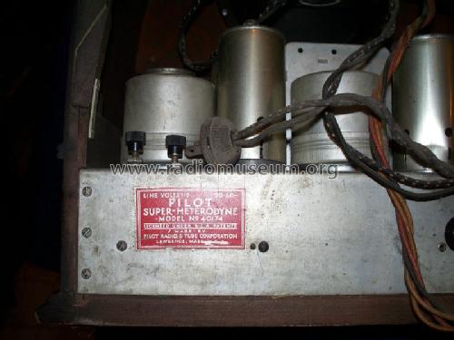 Gothic Superheterodyne ; Pilot Electric Mfg. (ID = 1056024) Radio