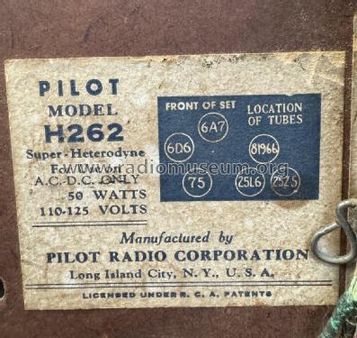 H262 ; Pilot Electric Mfg. (ID = 3085868) Radio